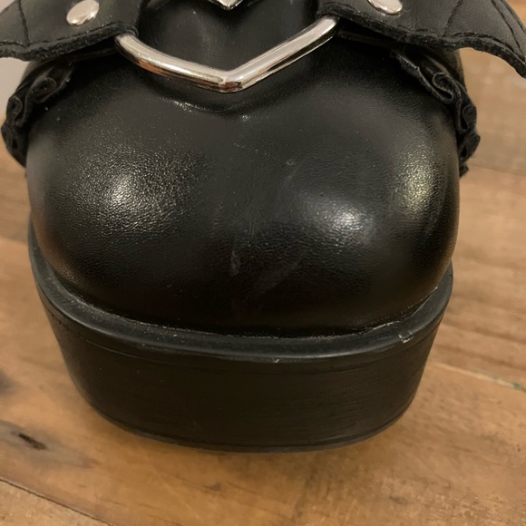 Gerulita platform shoes t-strap buckle silver heart detail - Picture 9 of 9